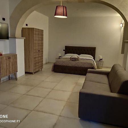 Appartamento Suite Santa Teresa Taranto Eksteriør billede